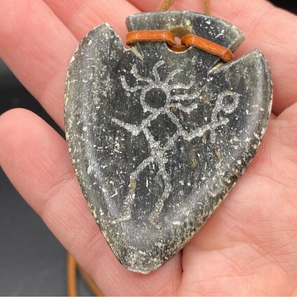 Carved Soapstone Dagger Shaped Pendant Necklace 17in - Picture 6 of 16